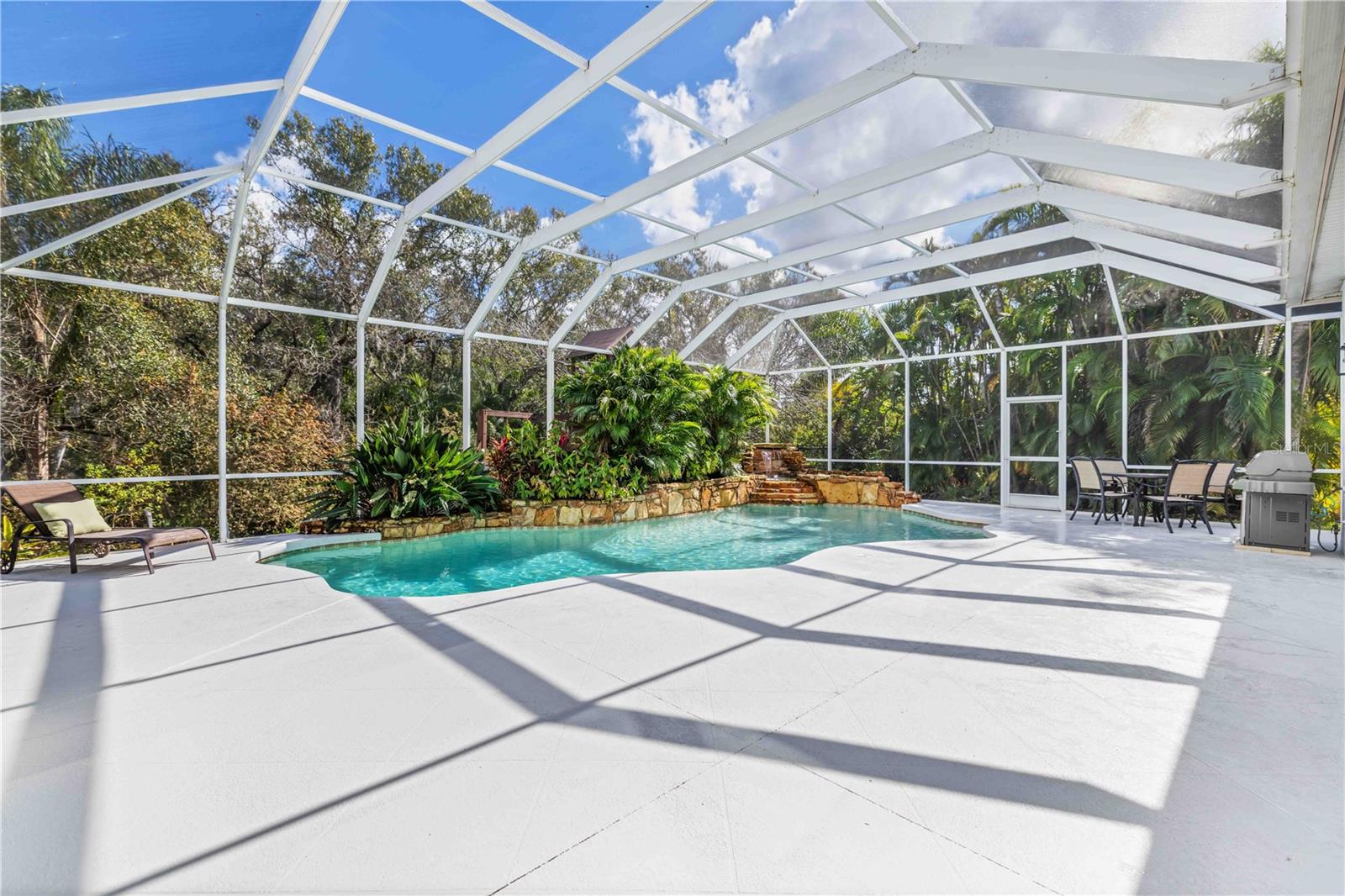 9915 OLD HYDE PARK PL