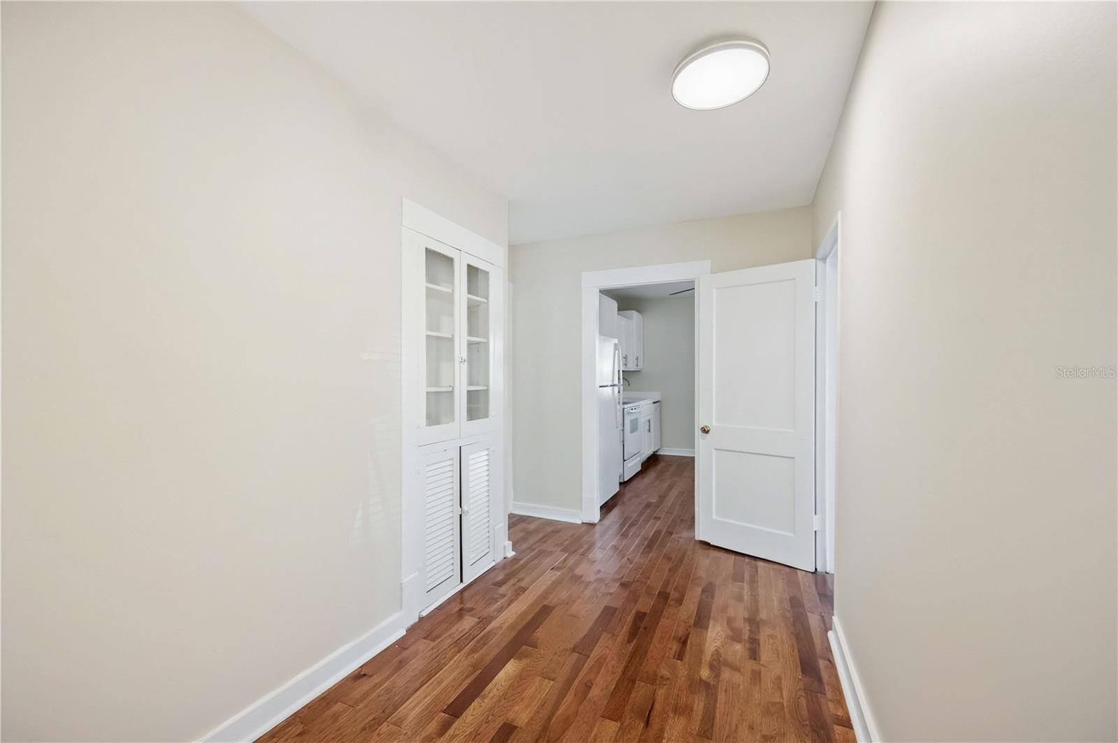 2710 3RD AVE W