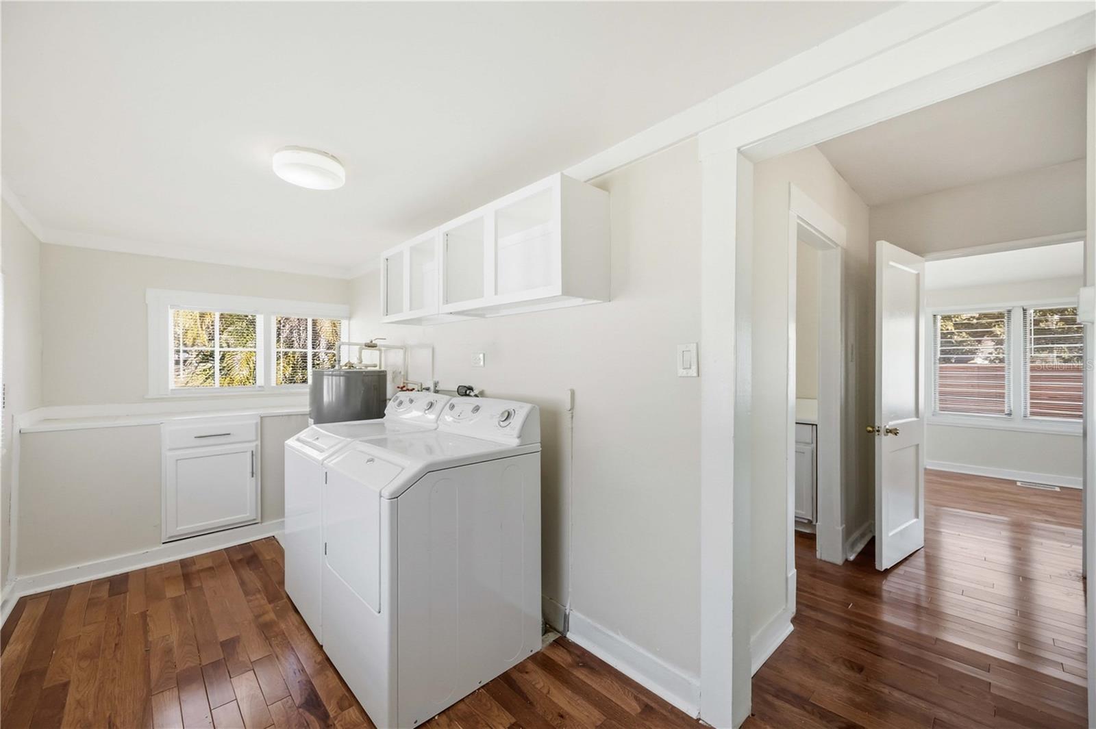 2710 3RD AVE W