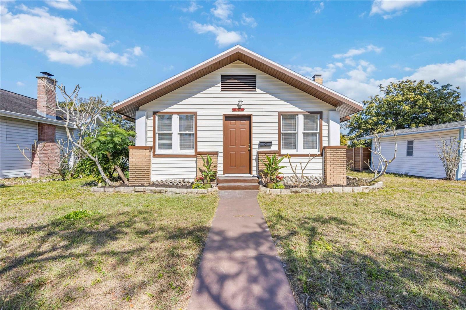 2710 3RD AVE W