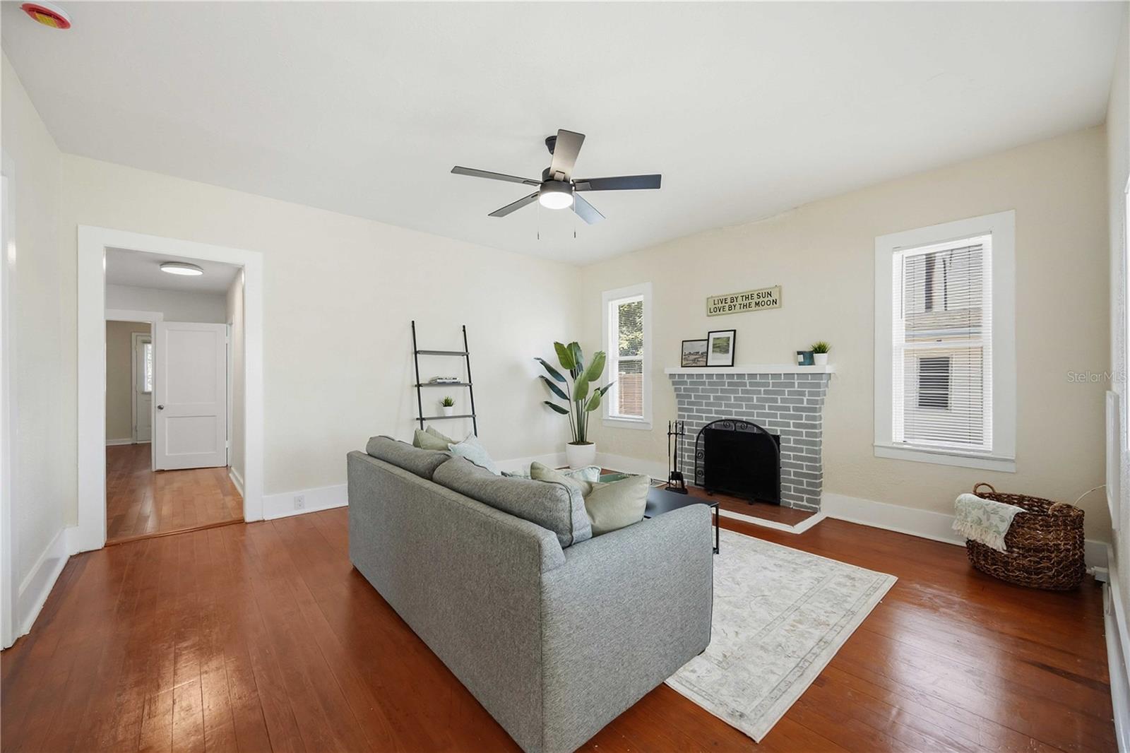 2710 3RD AVE W