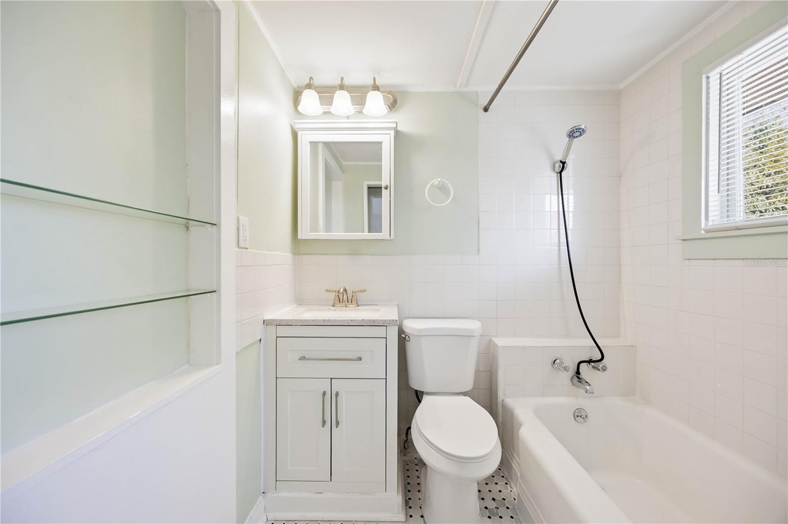 2710 3RD AVE W
