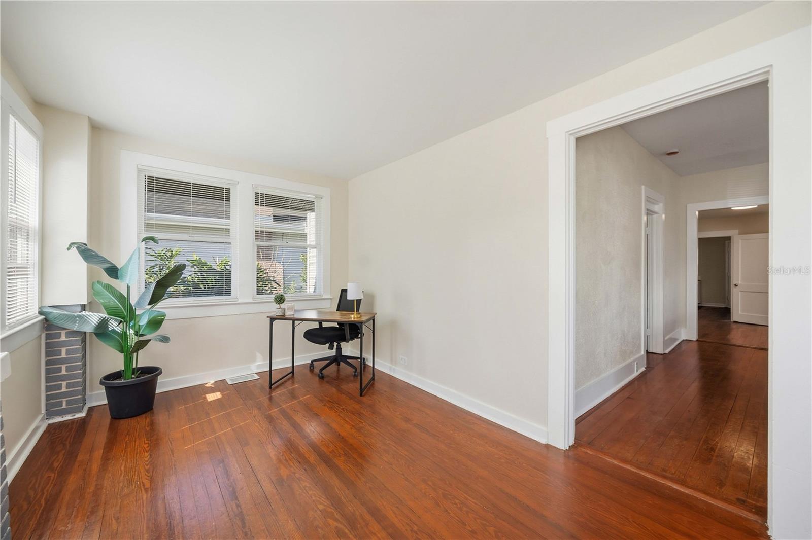 2710 3RD AVE W