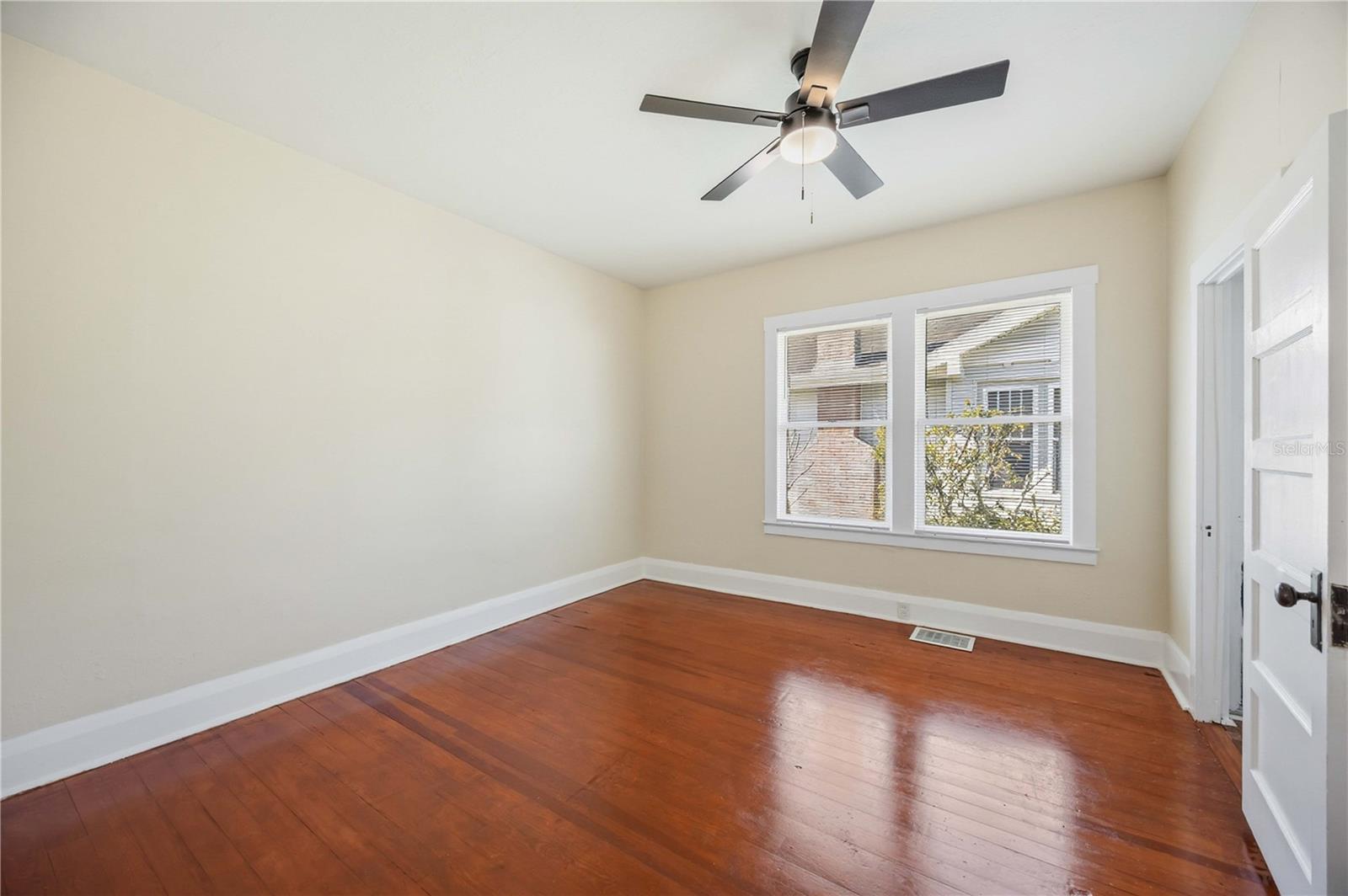 2710 3RD AVE W