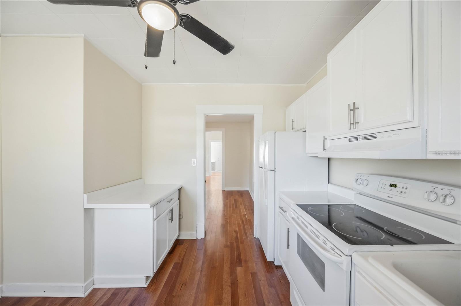 2710 3RD AVE W