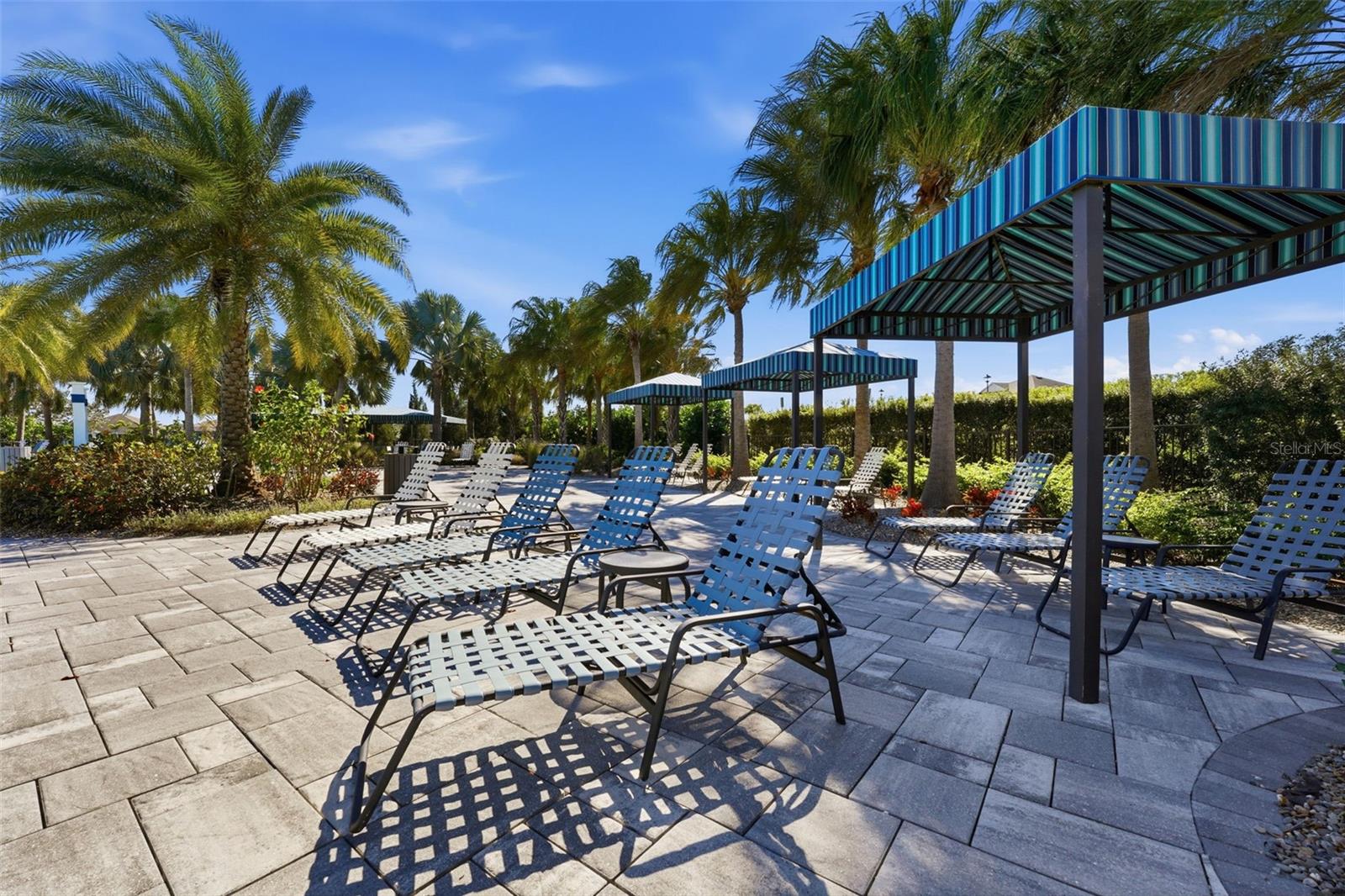 14307 SKIPPING STONE LOOP