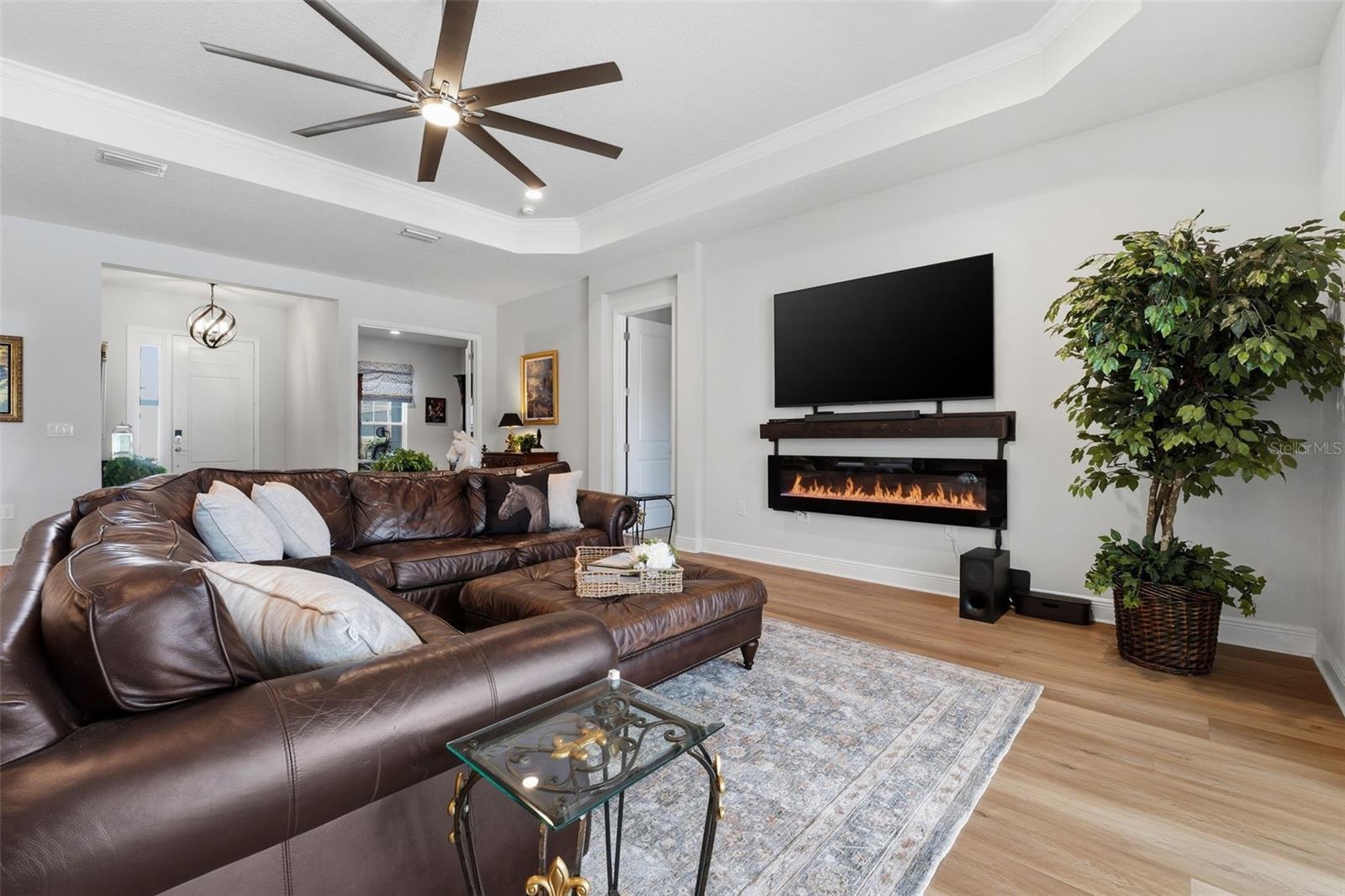 14307 SKIPPING STONE LOOP