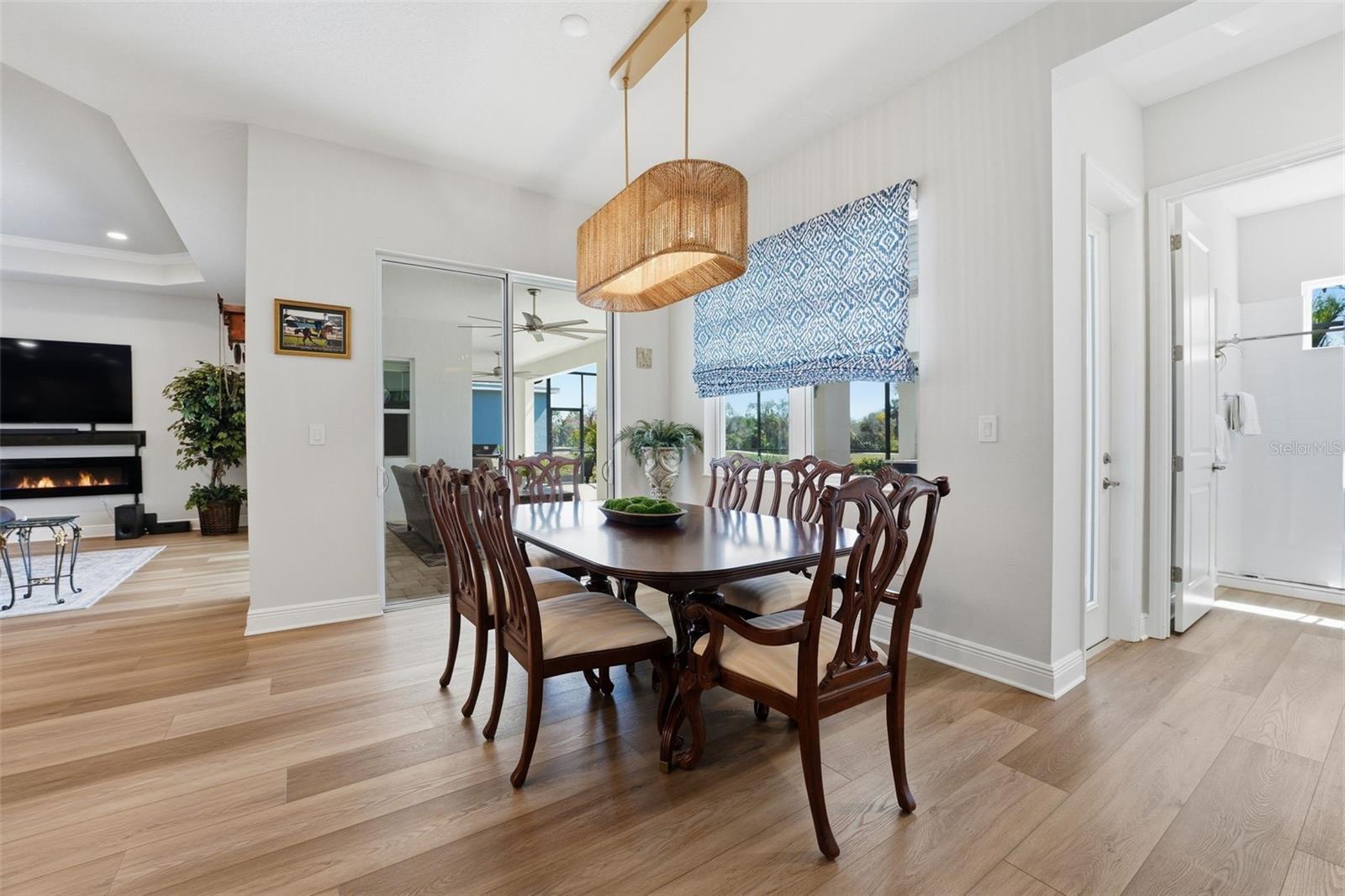 14307 SKIPPING STONE LOOP