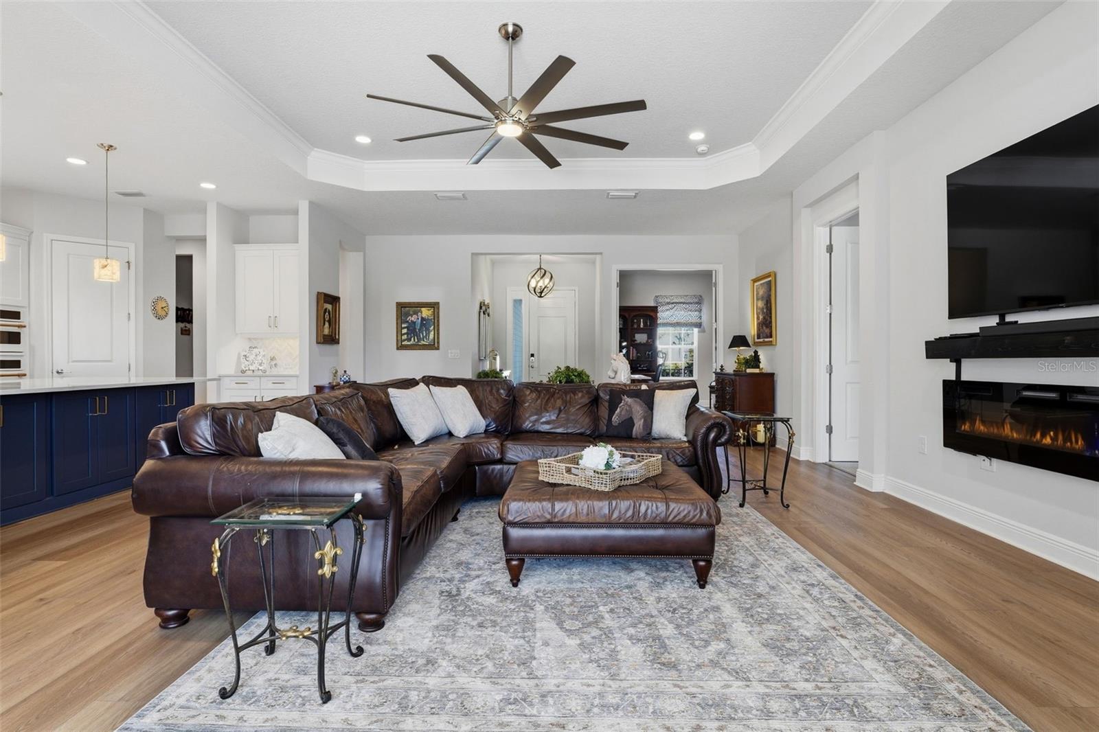 14307 SKIPPING STONE LOOP