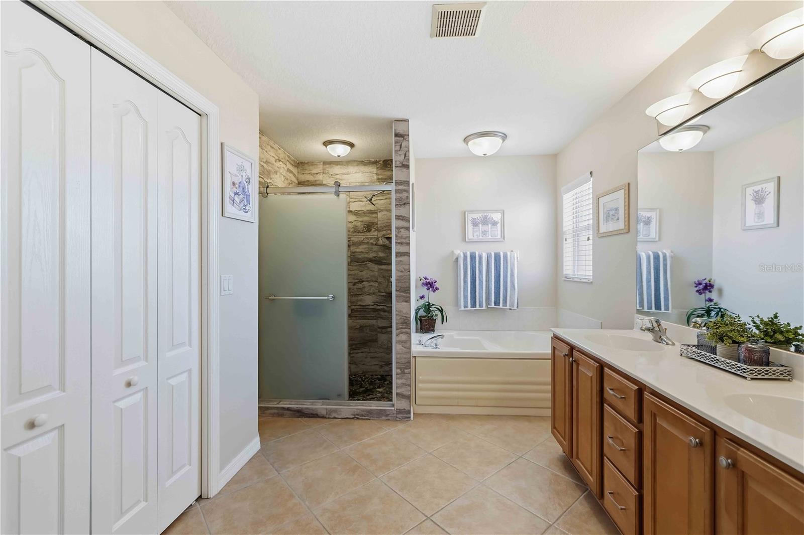 8725 STONE HARBOUR LOOP