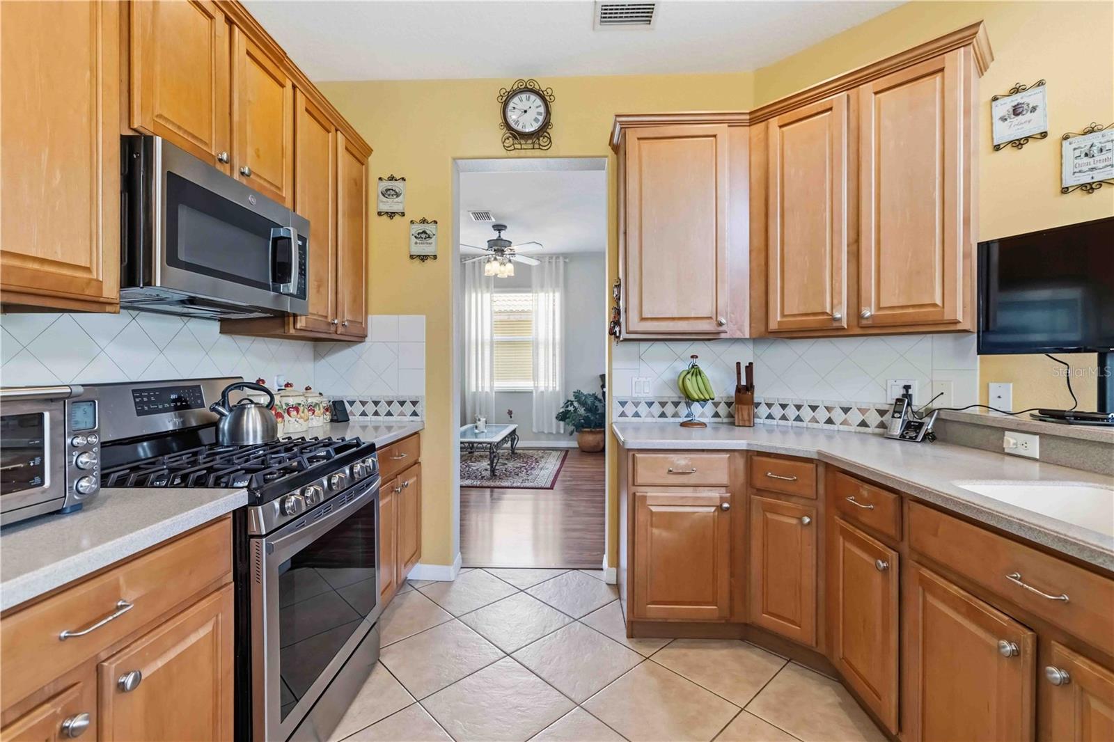 8725 STONE HARBOUR LOOP