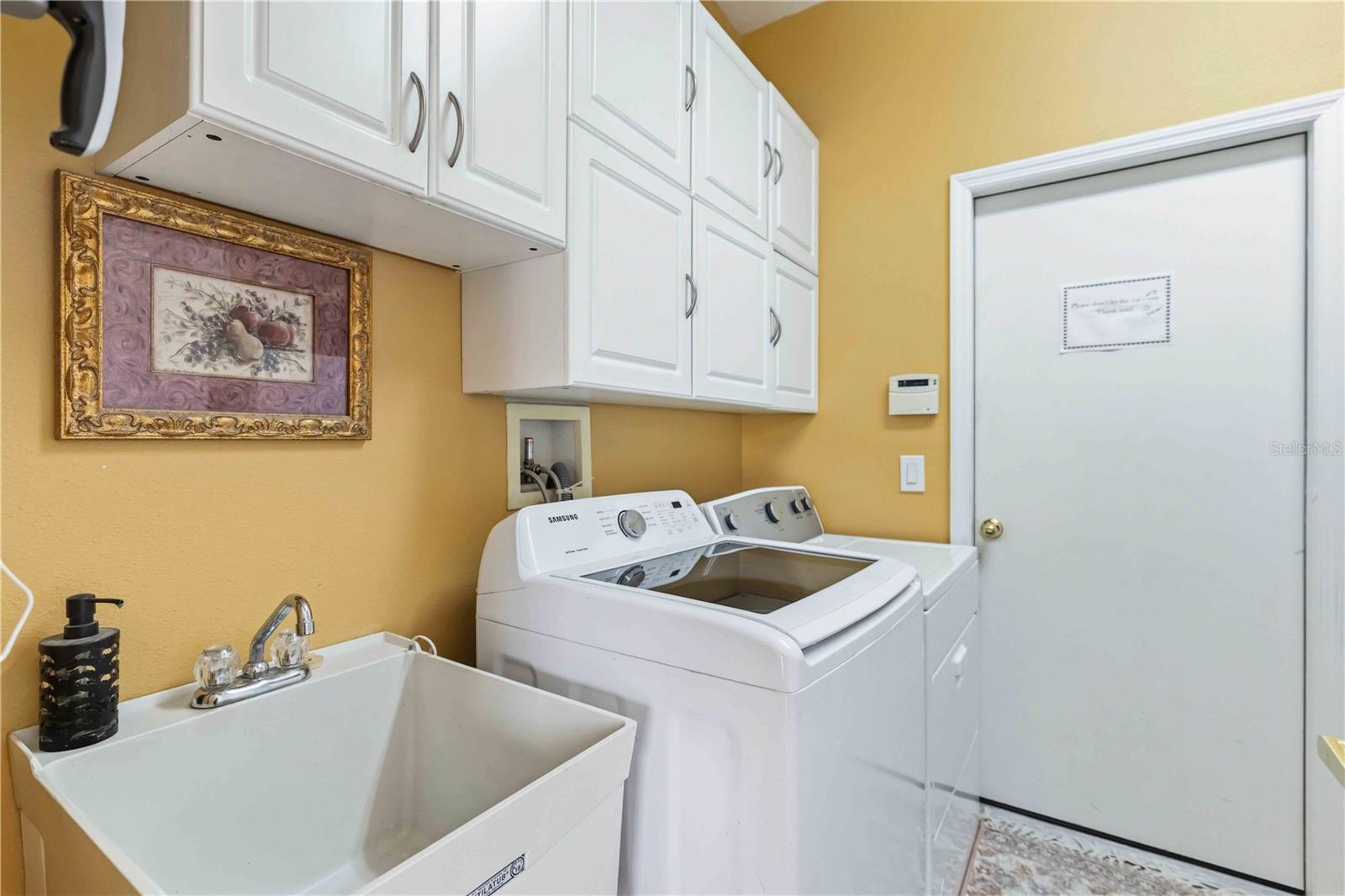 8725 STONE HARBOUR LOOP