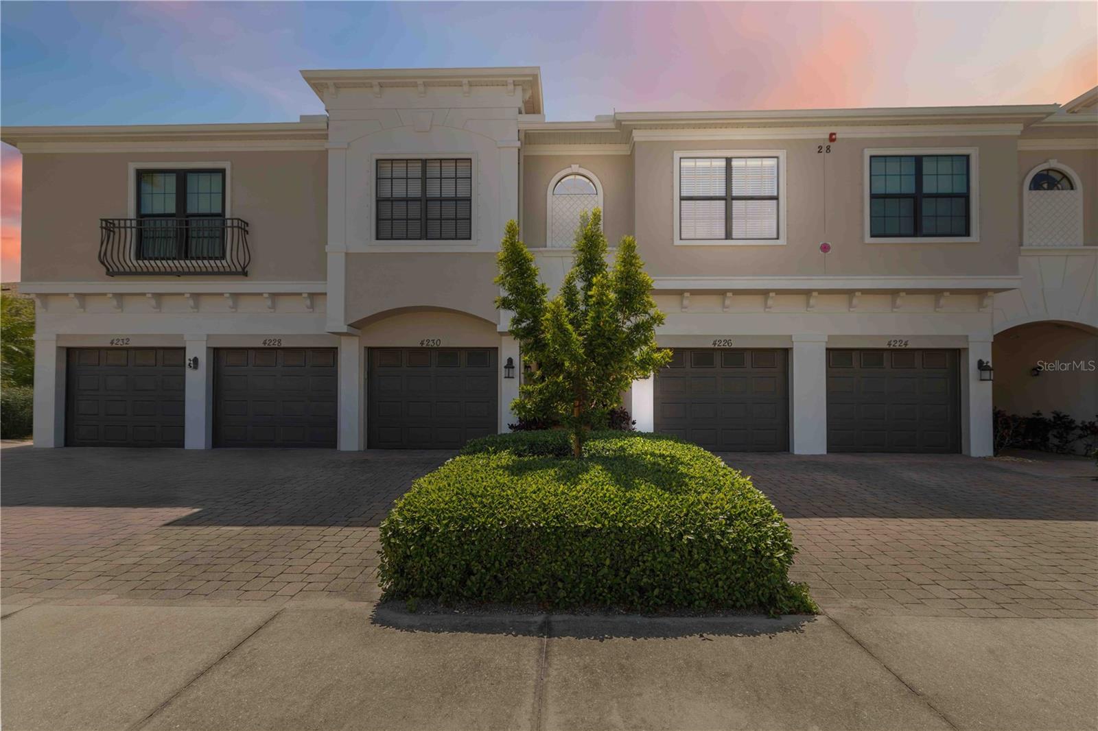 4226 OVERTURE CIR