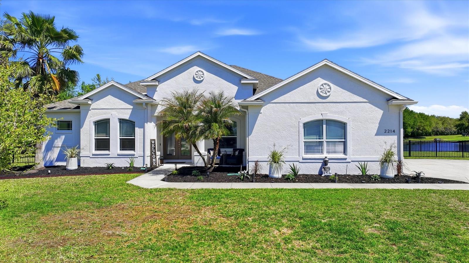 2214 132 ND PL E
