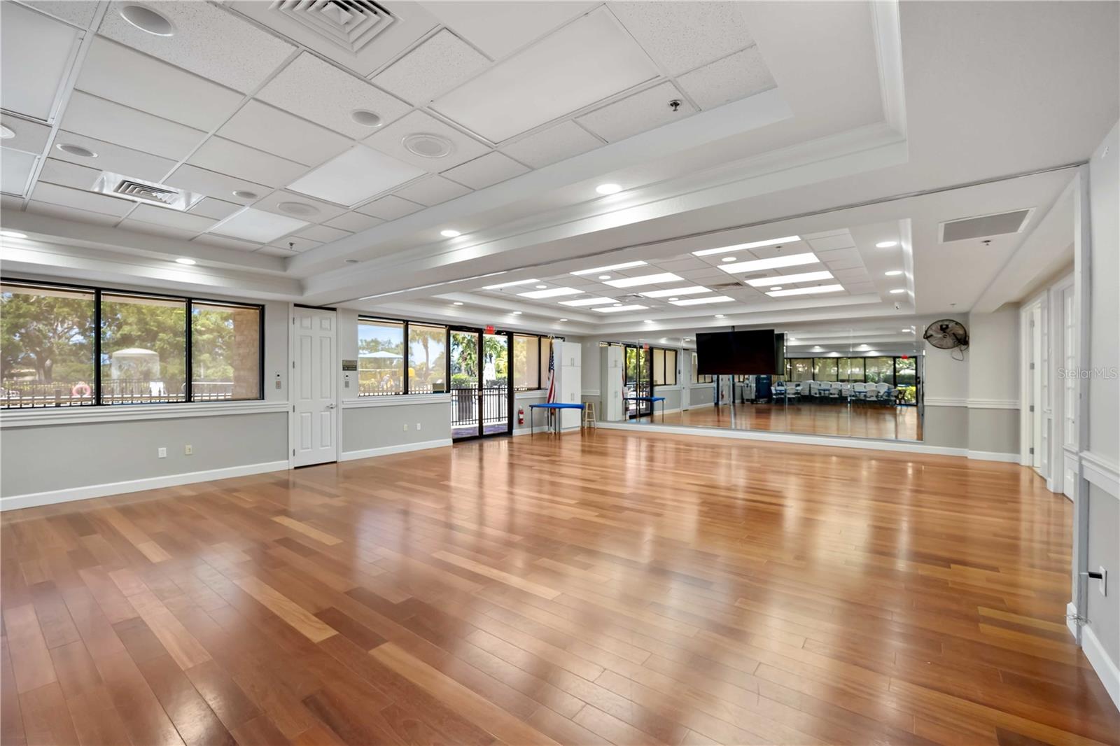 8769 MONTEREY BAY LOOP