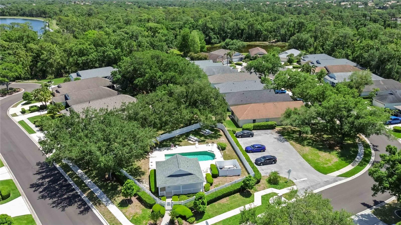 6446 BARBERRY CT