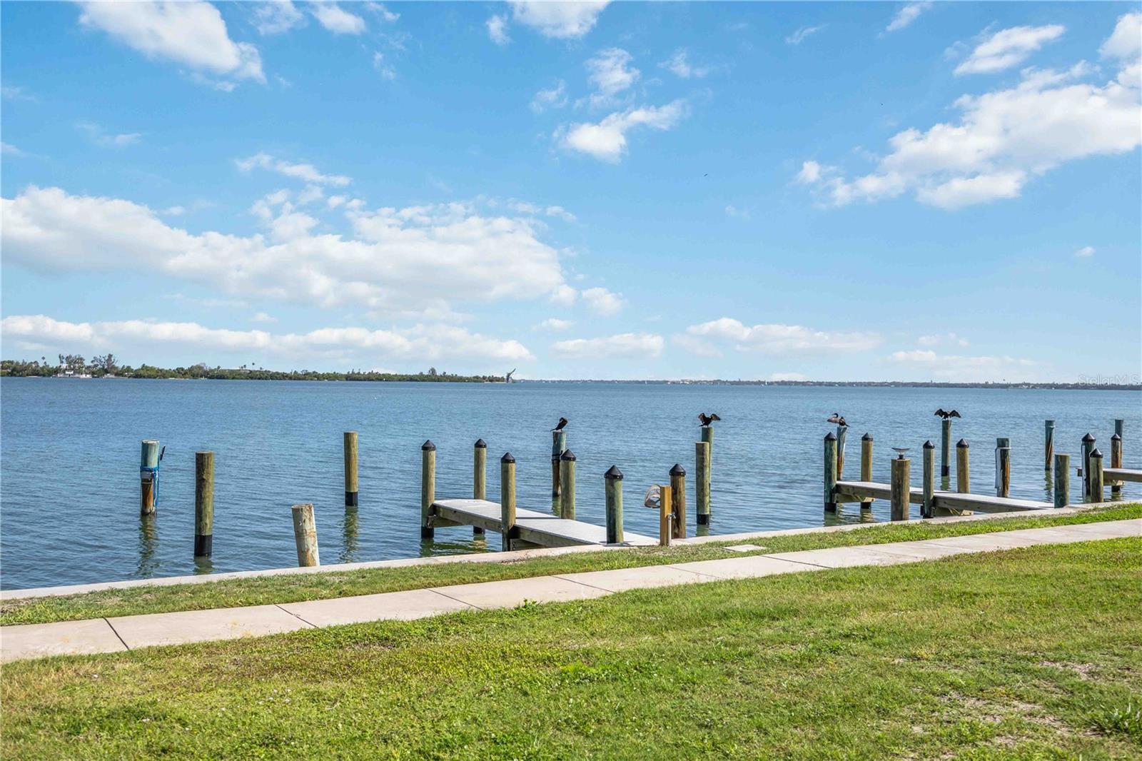 765 JOHN RINGLING BLVD #5