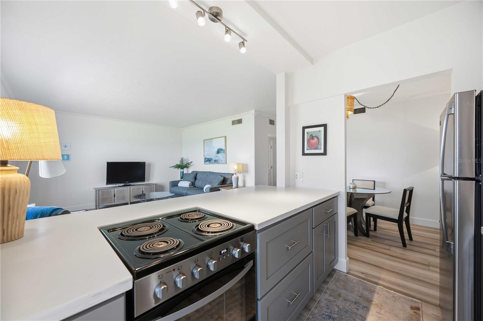 765 JOHN RINGLING BLVD #5