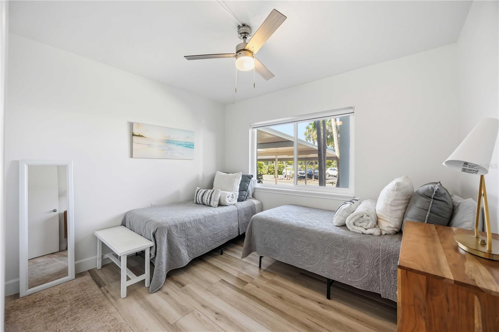 765 JOHN RINGLING BLVD #5