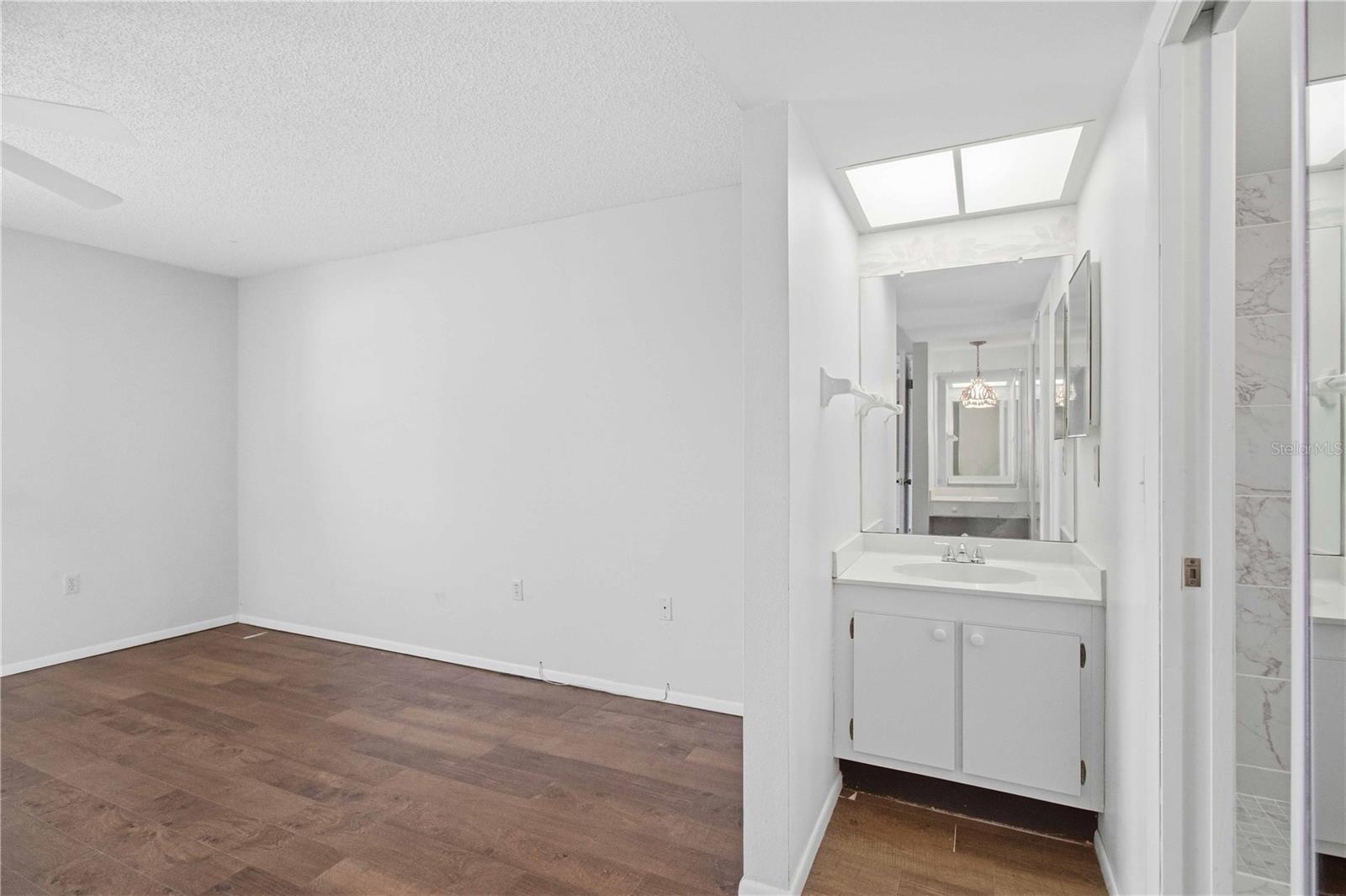 6032 7TH AVE W #6032