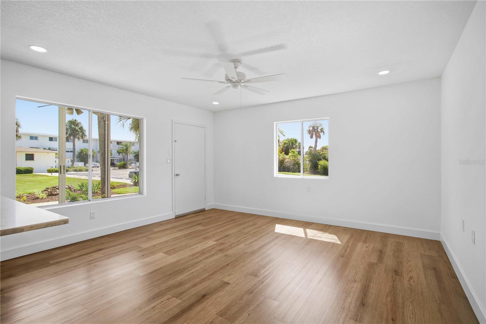 765 JOHN RINGLING BLVD #1