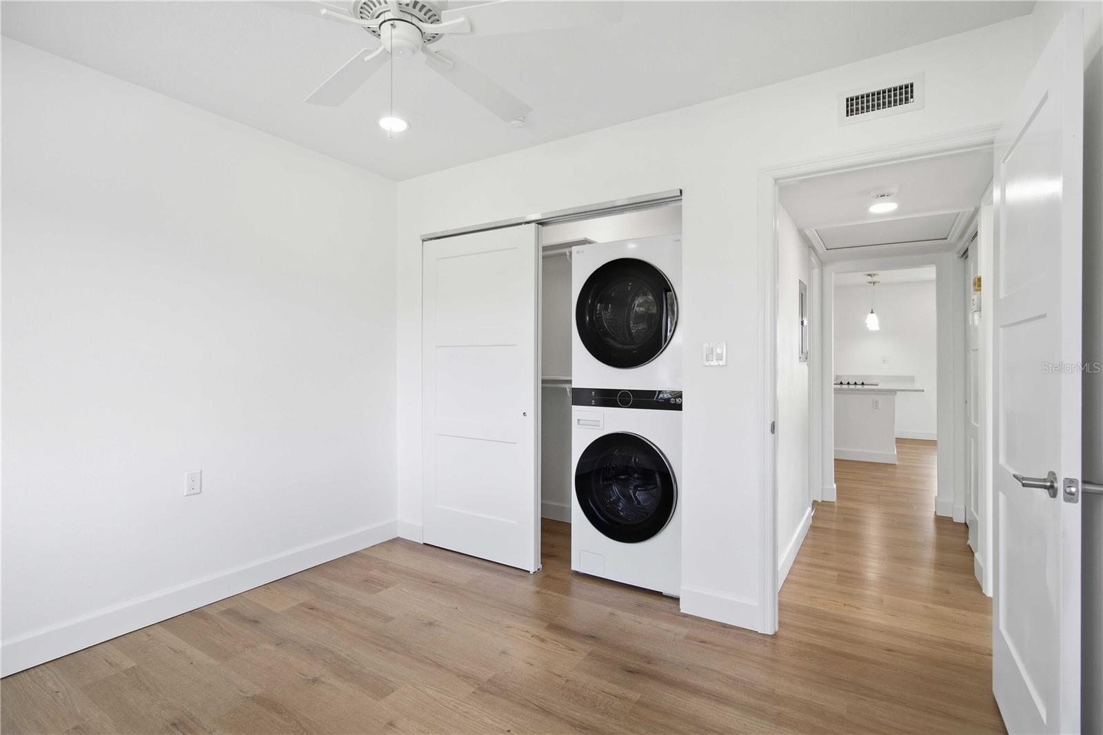 765 JOHN RINGLING BLVD #1