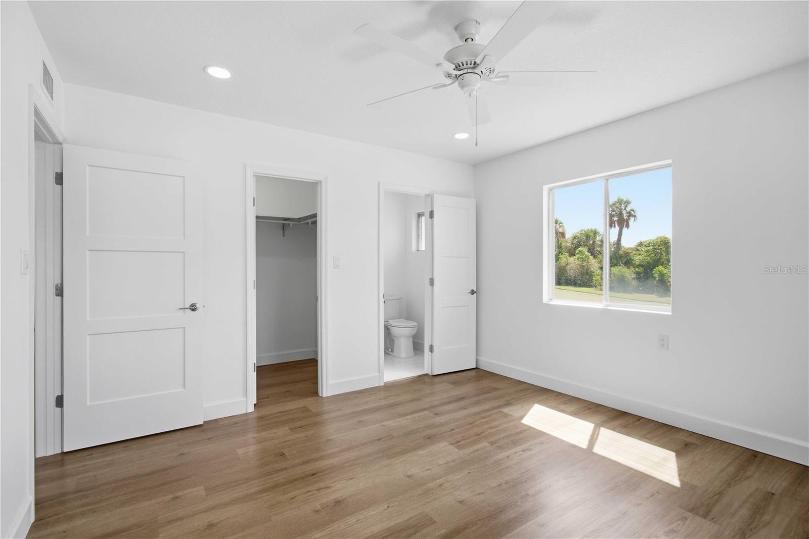 765 JOHN RINGLING BLVD #1