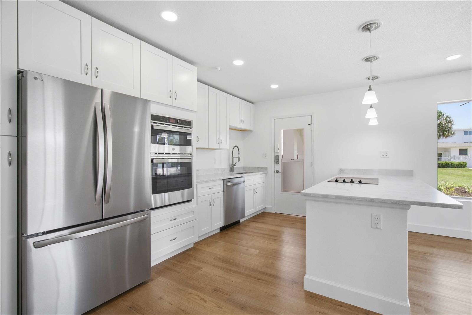765 JOHN RINGLING BLVD #1