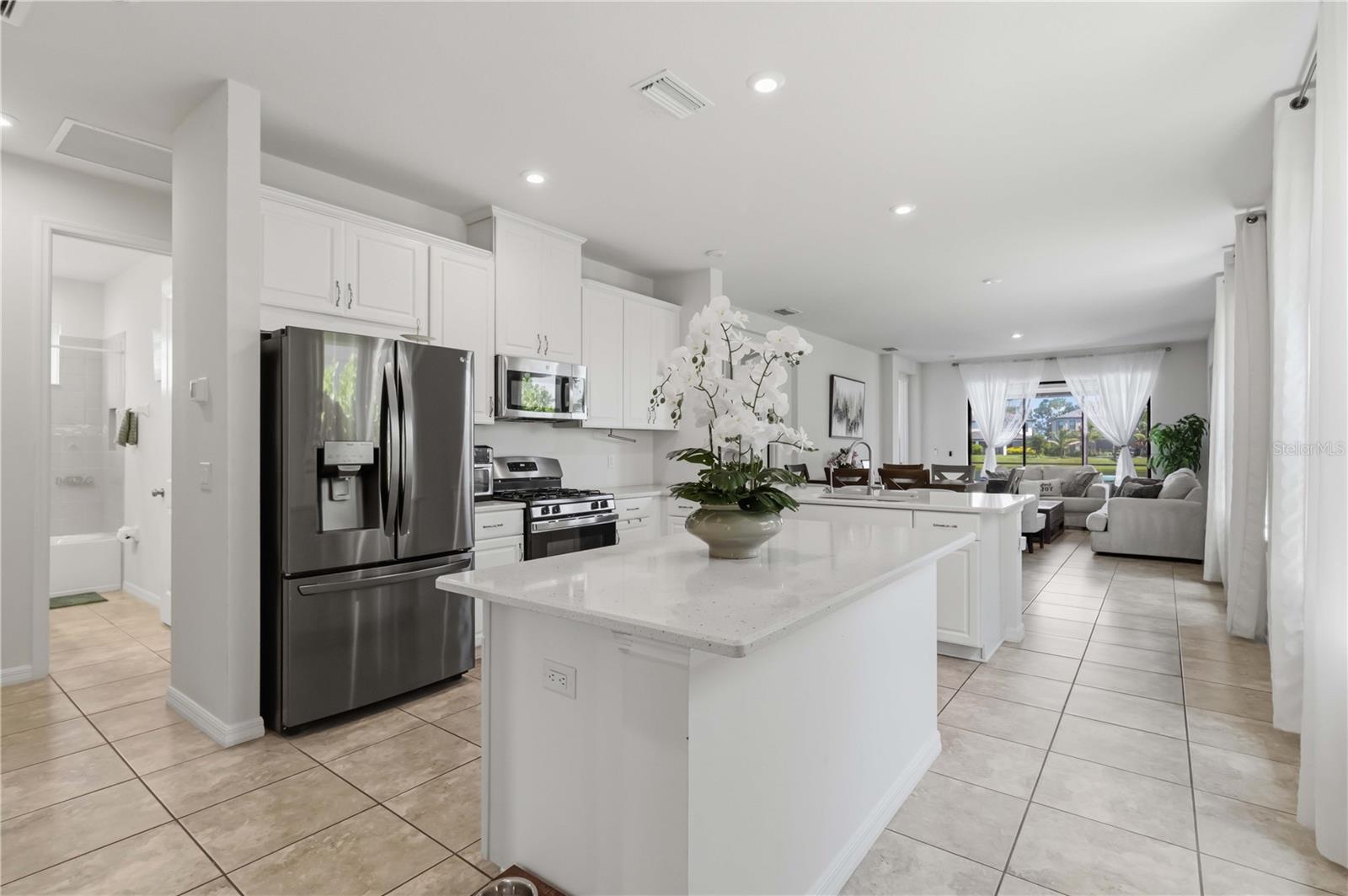 5517 SUMMIT GLN