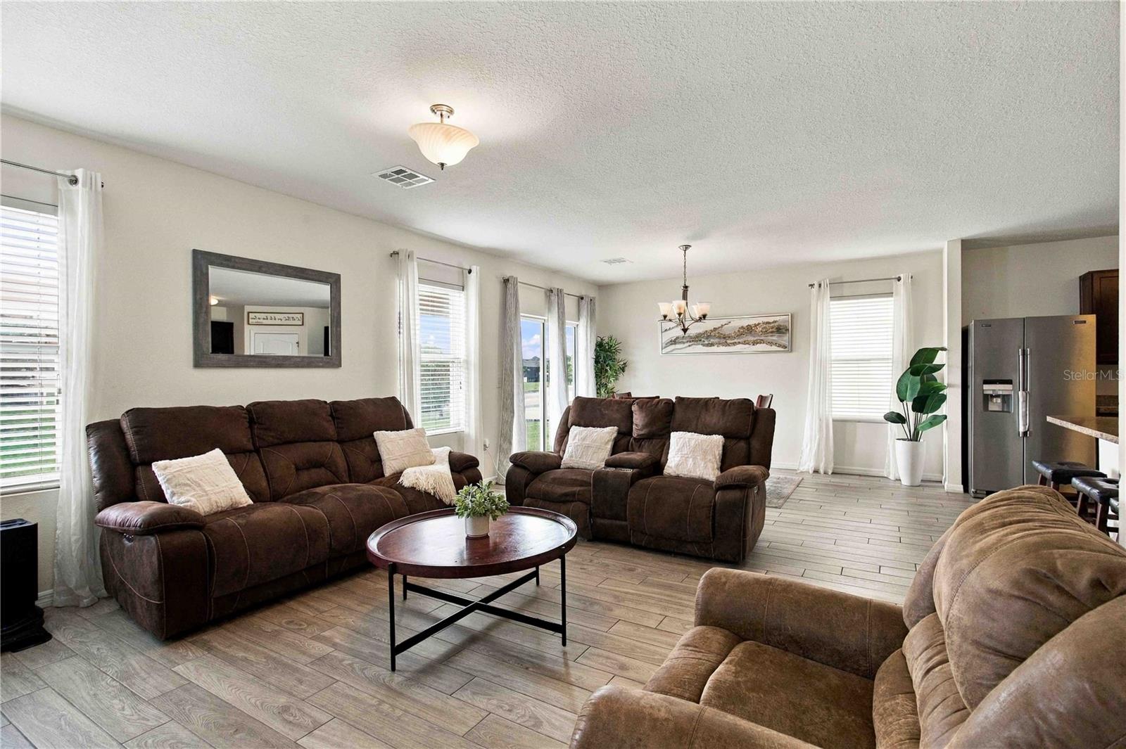 15630 ROSE GROVE DR