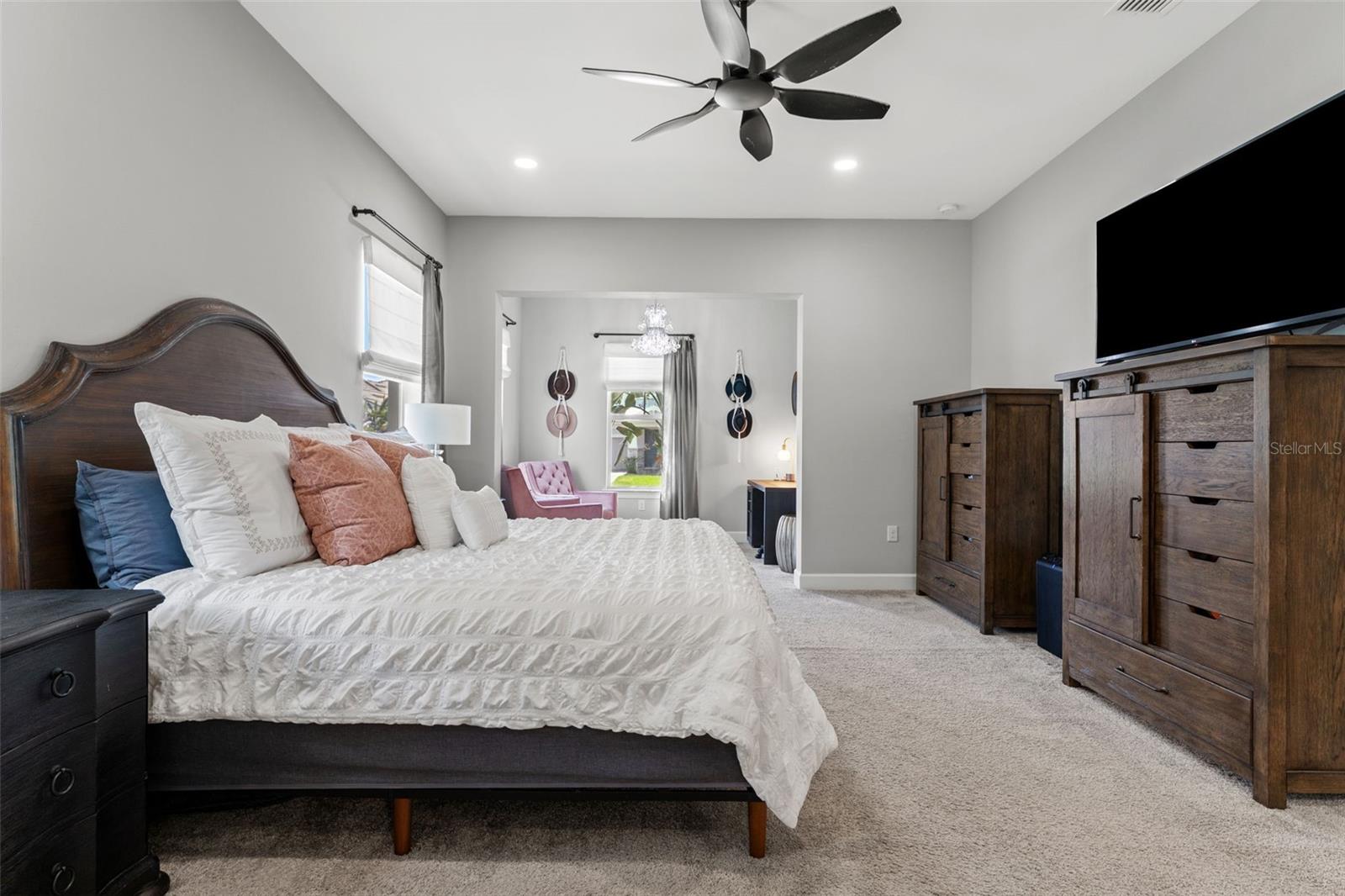 12111 BLUE HILL TRL