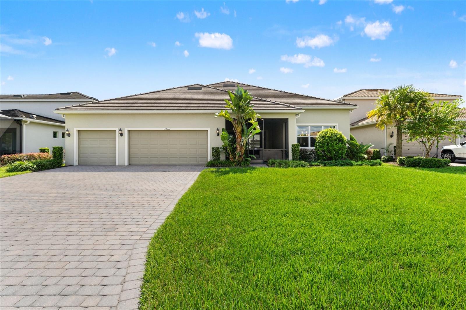 12111 BLUE HILL TRL