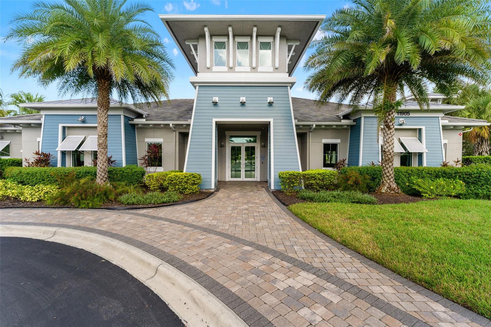 12111 BLUE HILL TRL