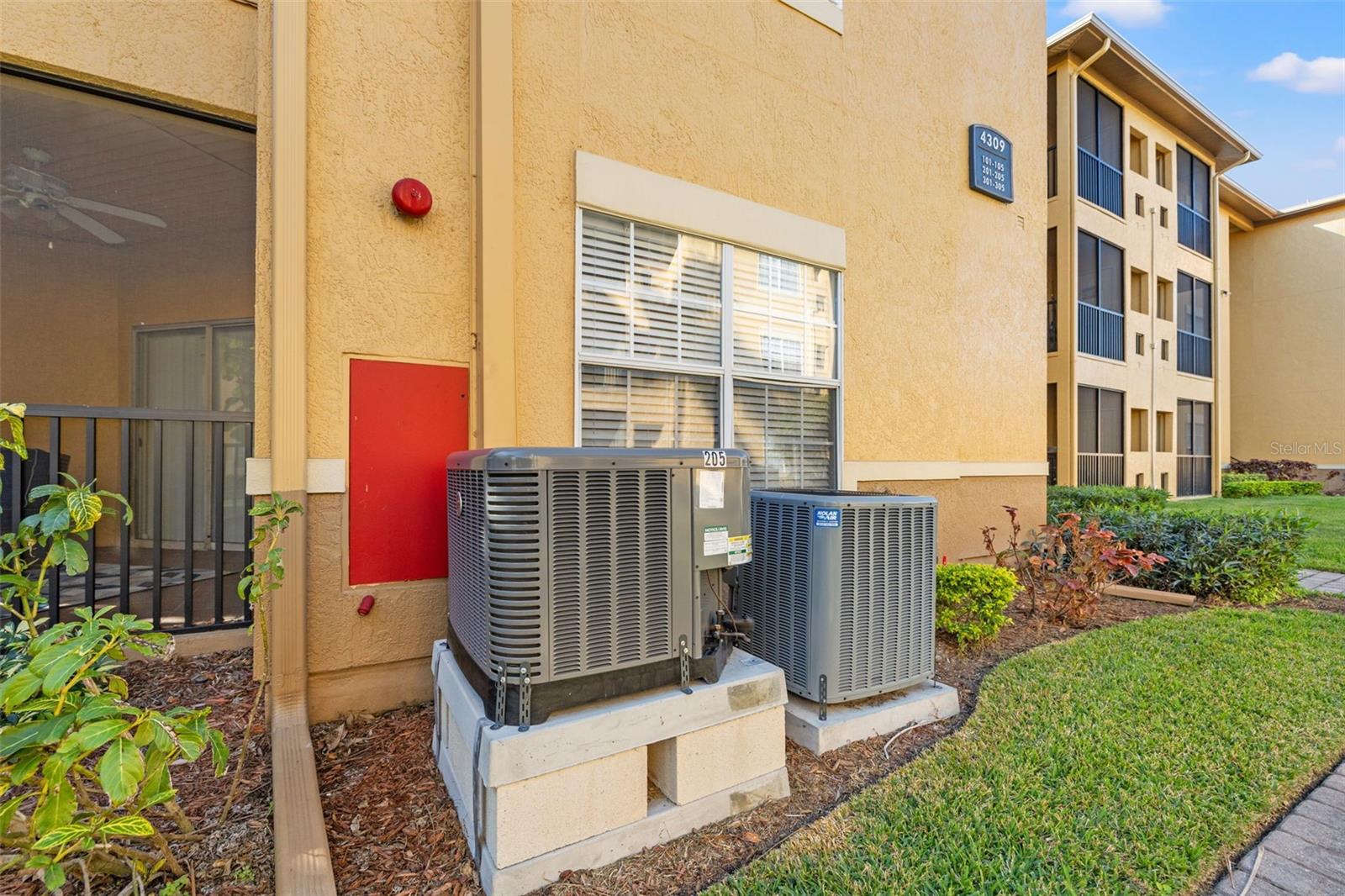 4309 BAYSIDE VILLAGE DR #205