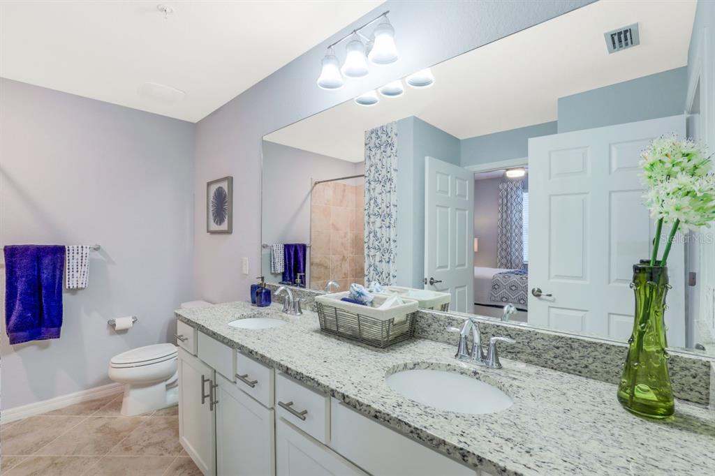 14091 HERITAGE LANDING BLVD #111
