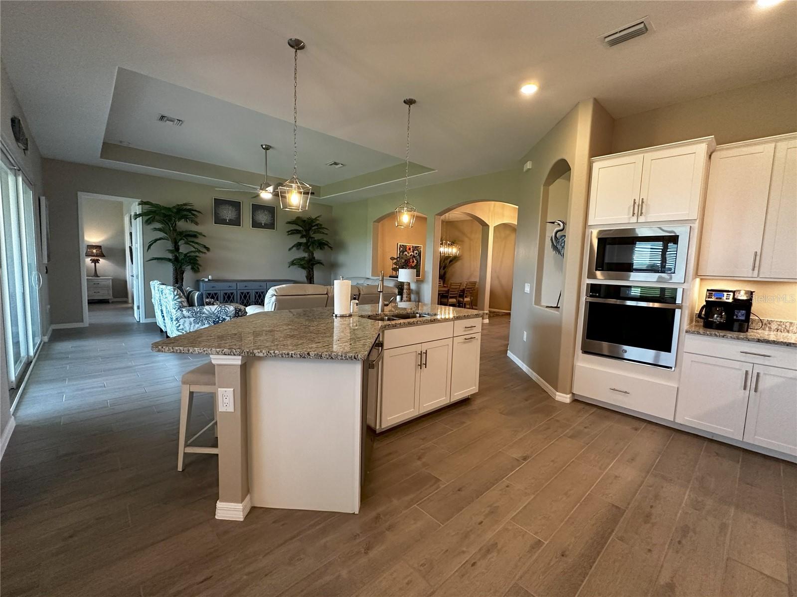 25115 LONGMEADOW DR