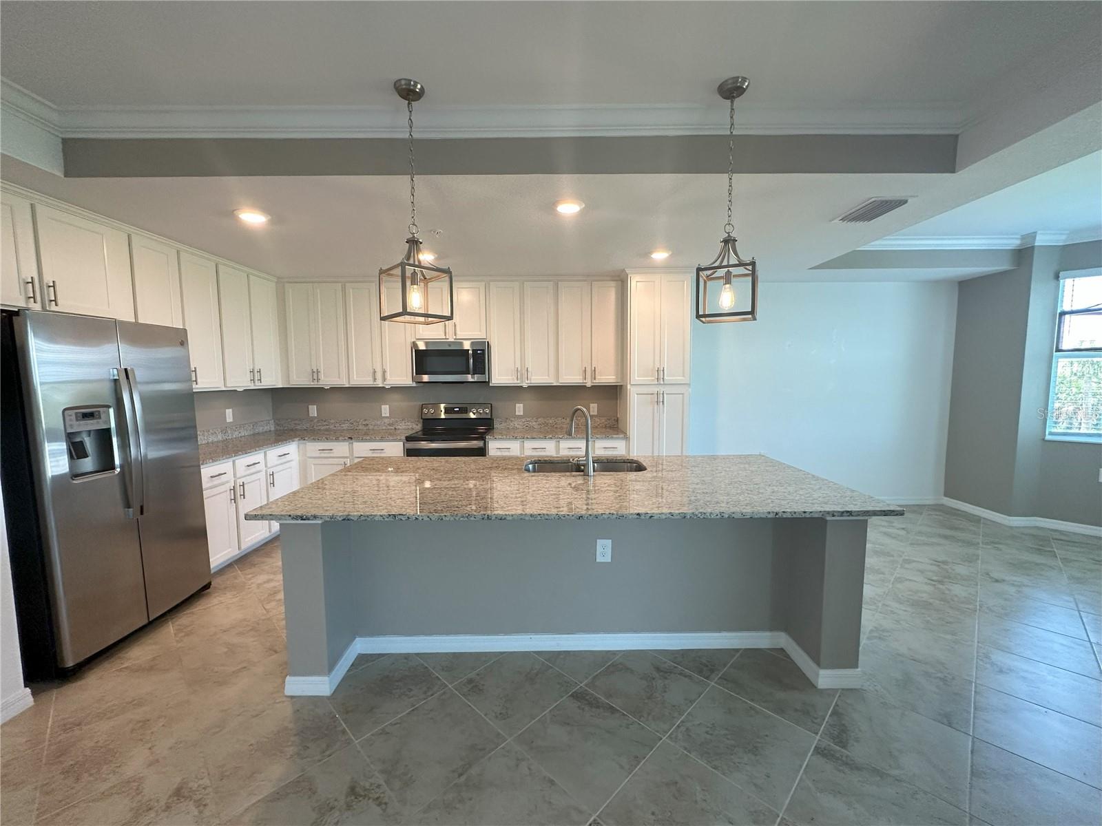 14091 HERITAGE LANDING BLVD #126