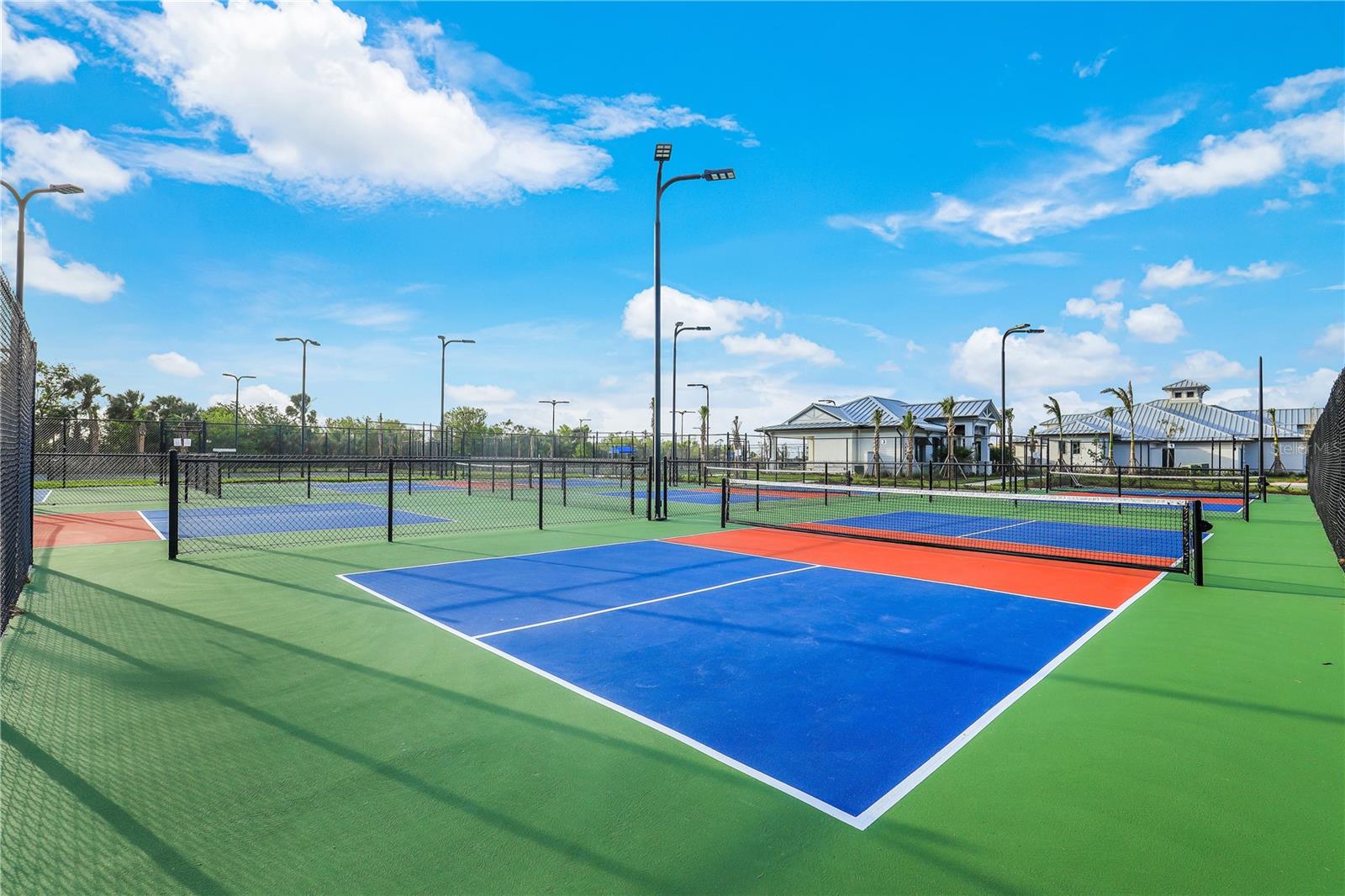 14271 HERITAGE LANDING BLVD BLVD #1528