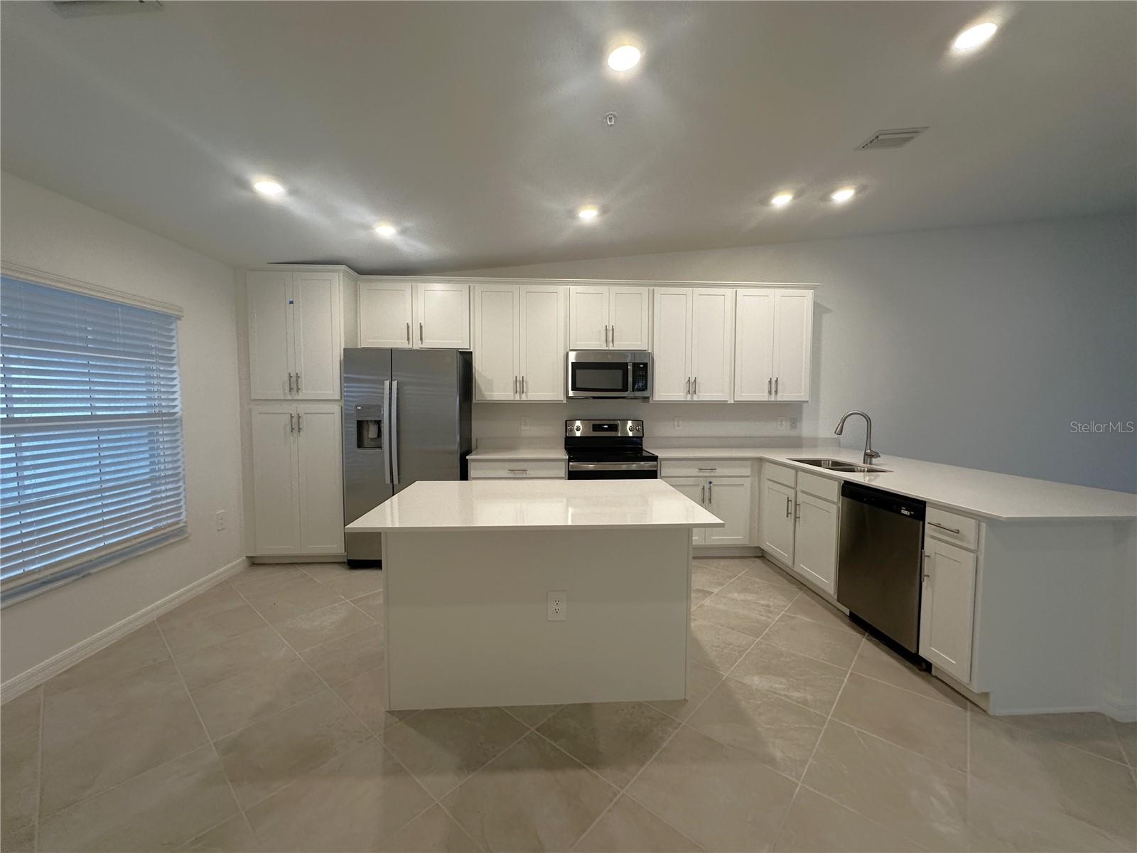 14271 HERITAGE LANDING BLVD BLVD #1528