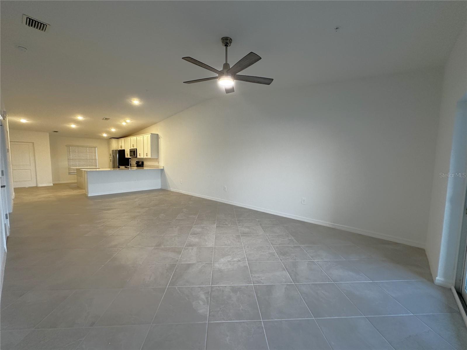 14271 HERITAGE LANDING BLVD BLVD #1528