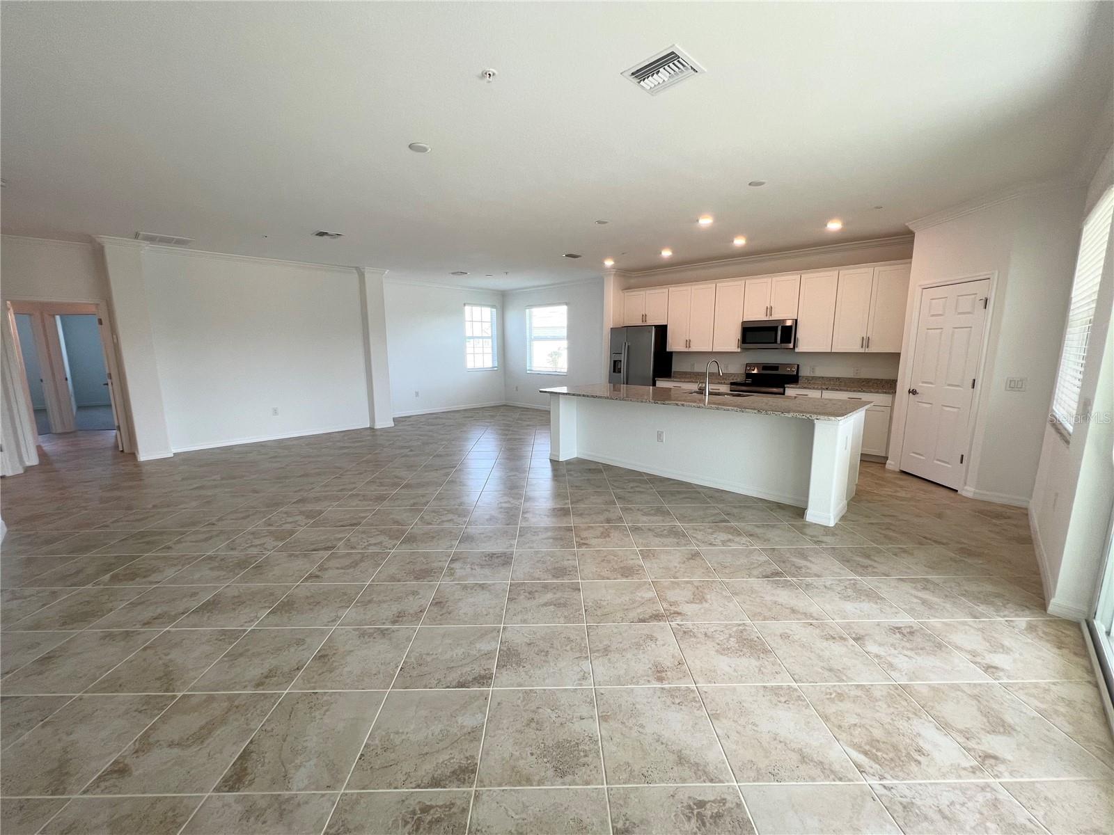 14632 SYCAMORE CT #2621