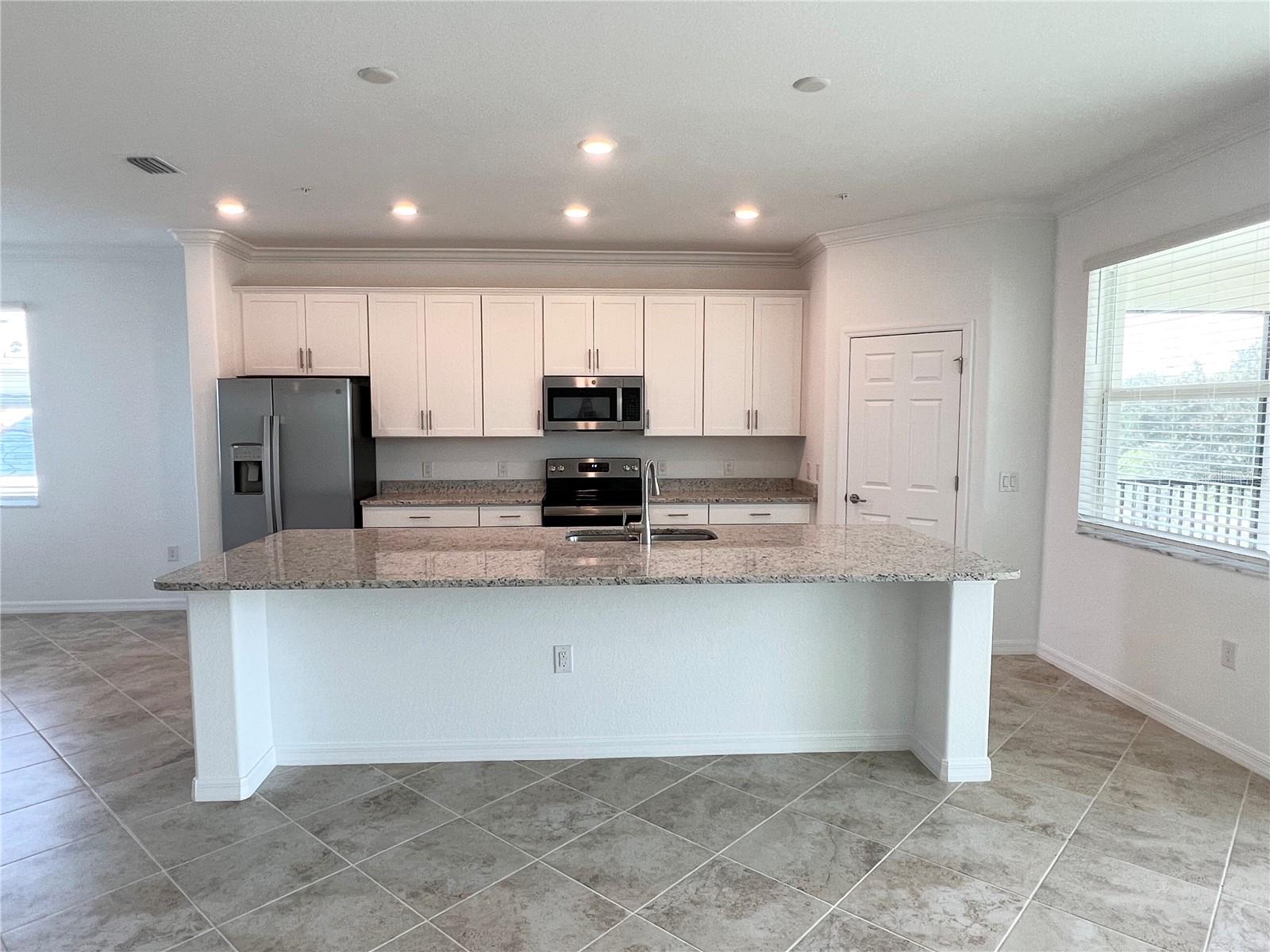14632 SYCAMORE CT #2621