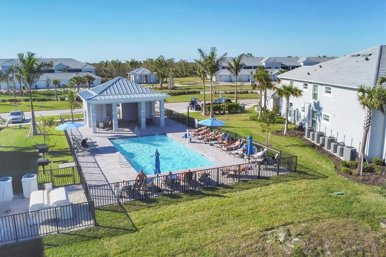 14214 HERITAGE LANDING BLVD #818