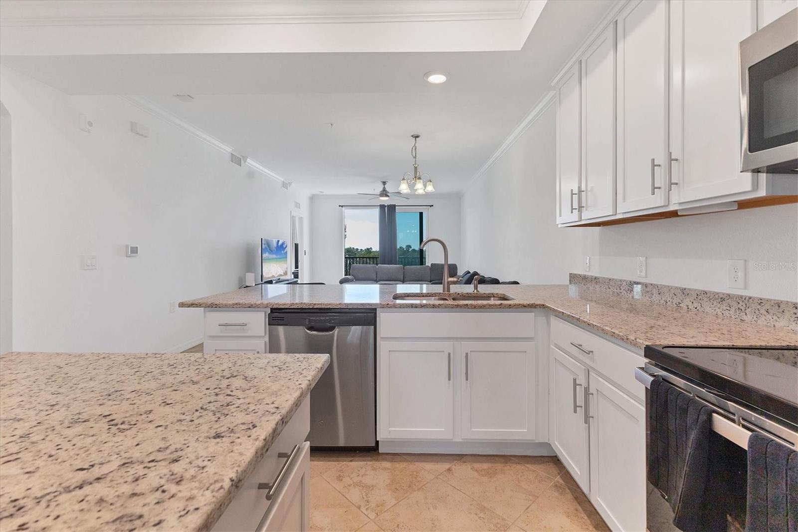 14071 HERITAGE LANDING BLVD #325