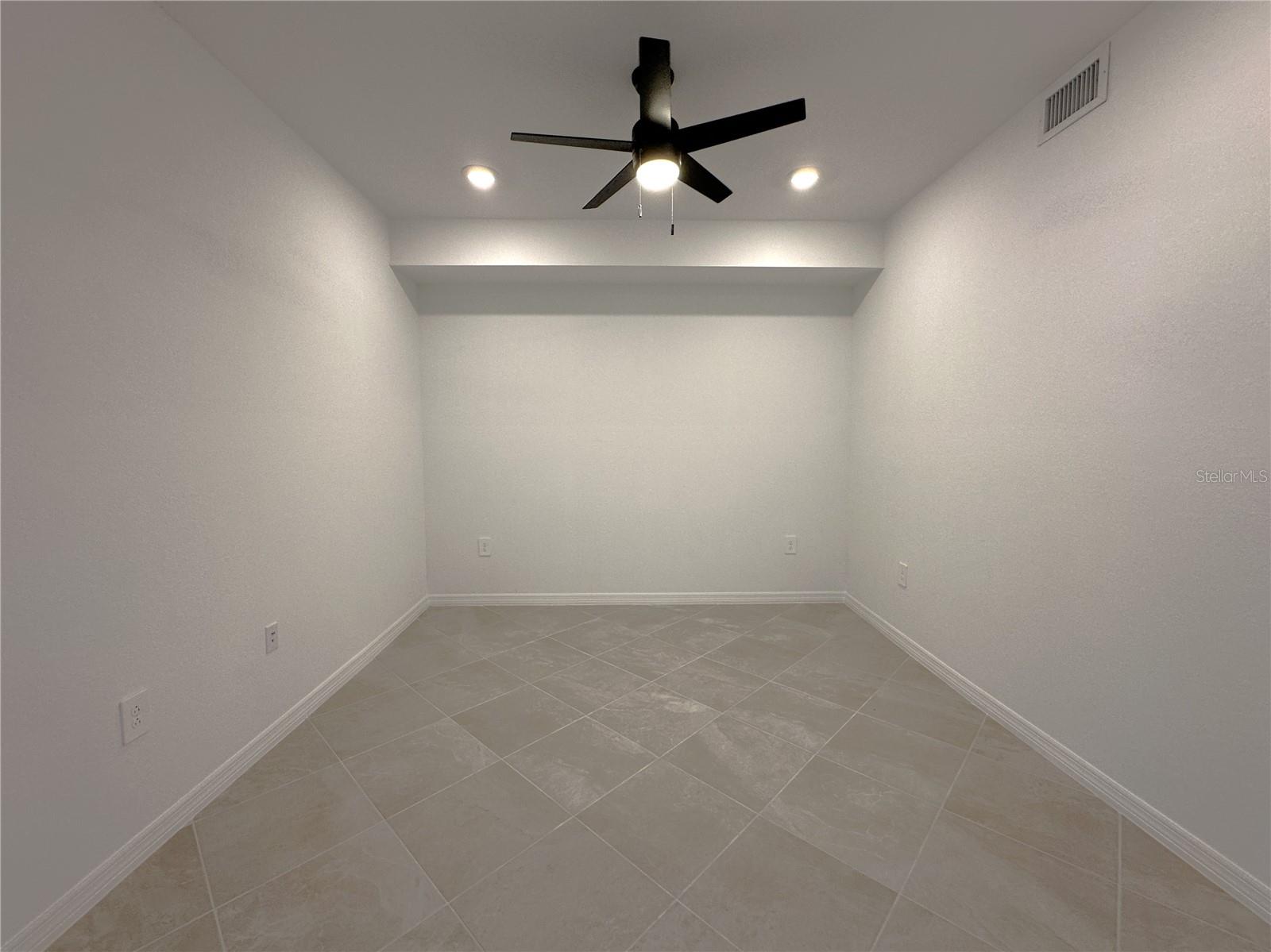 14231 HERITAGE LANDING BLVD #1917
