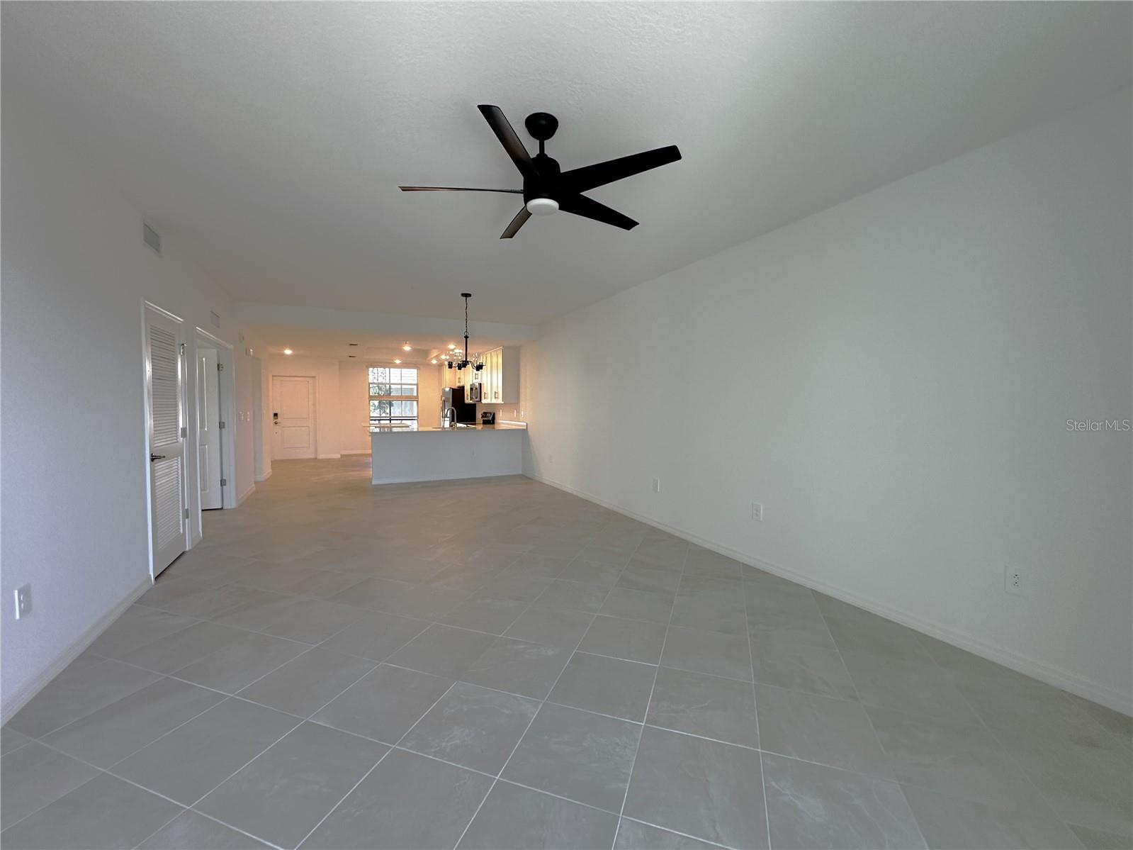 14231 HERITAGE LANDING BLVD #1918