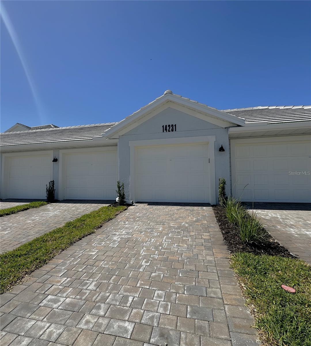 14231 HERITAGE LANDING BLVD #1918