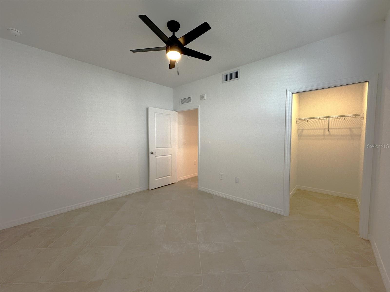 14231 HERITAGE LANDING BLVD #1918