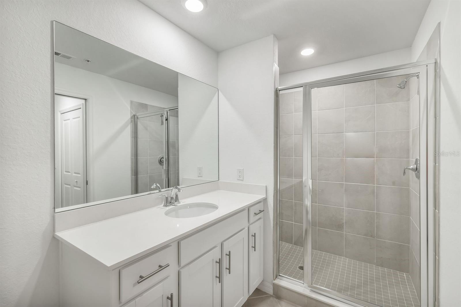 14141 HERITAGE LANDING BLVD #927