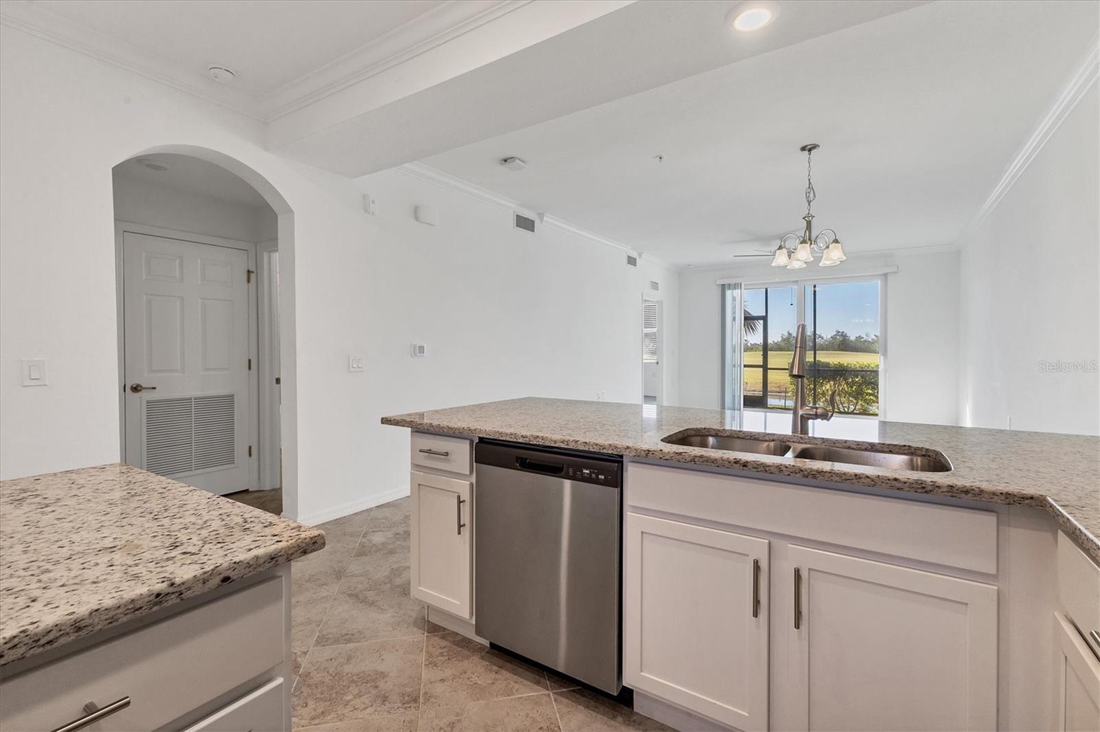 14061 HERITAGE LANDING BLVD #415